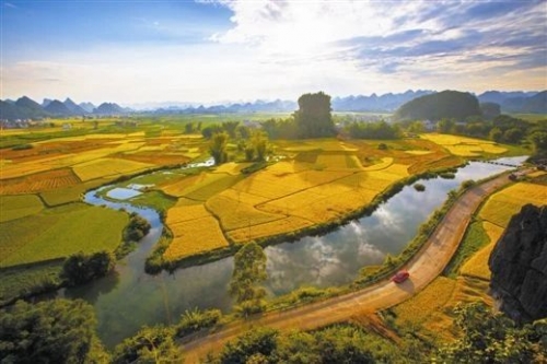 破局全域旅游，鄉(xiāng)村旅游解圍